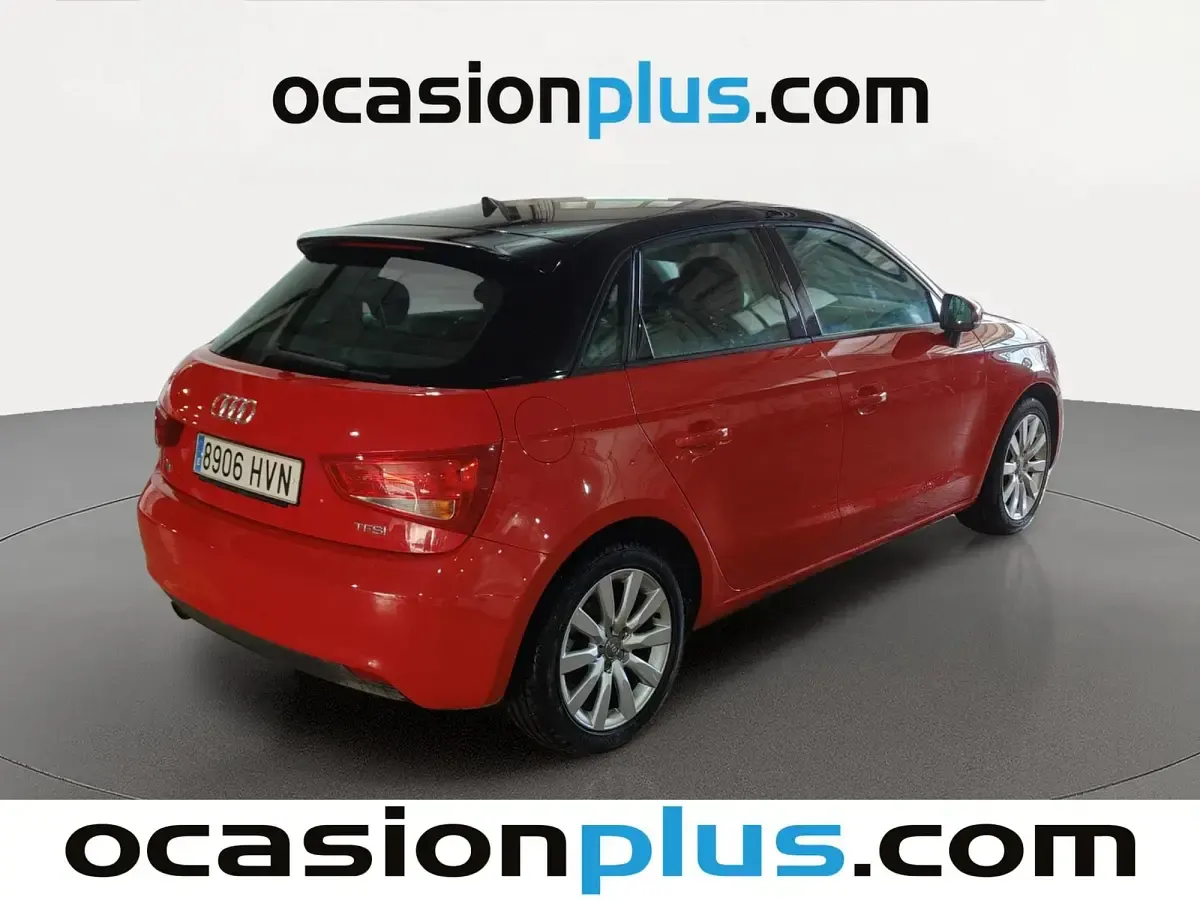 Usado Audi A1 Sportback Attraction 86 CV (63 kW) 2014 Rojo Utilitario
