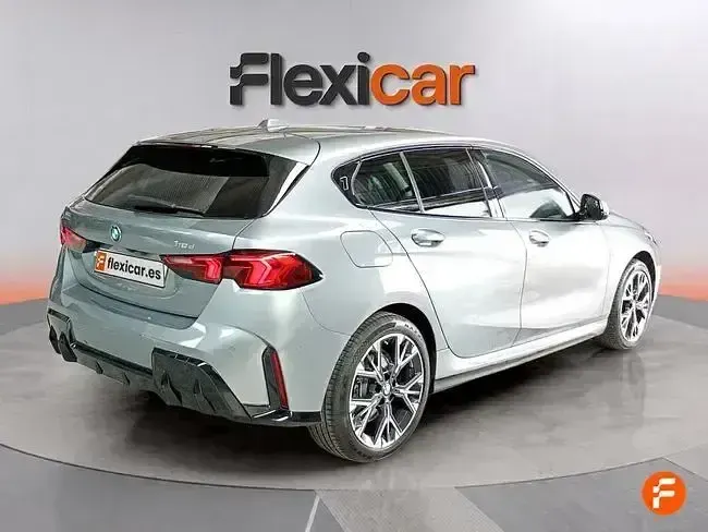 Usado BMW 118 150 CV (110 kW) 2025 Gris Utilitario