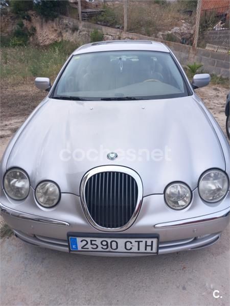 Gris / plata Usado 2000 Jaguar S-Type Berlina | 4900 € - Imagen 1/4