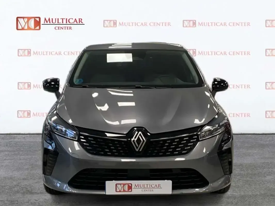 Usado Renault Clio V Evolution 101 CV (74 kW) 2024 Gris Berlina