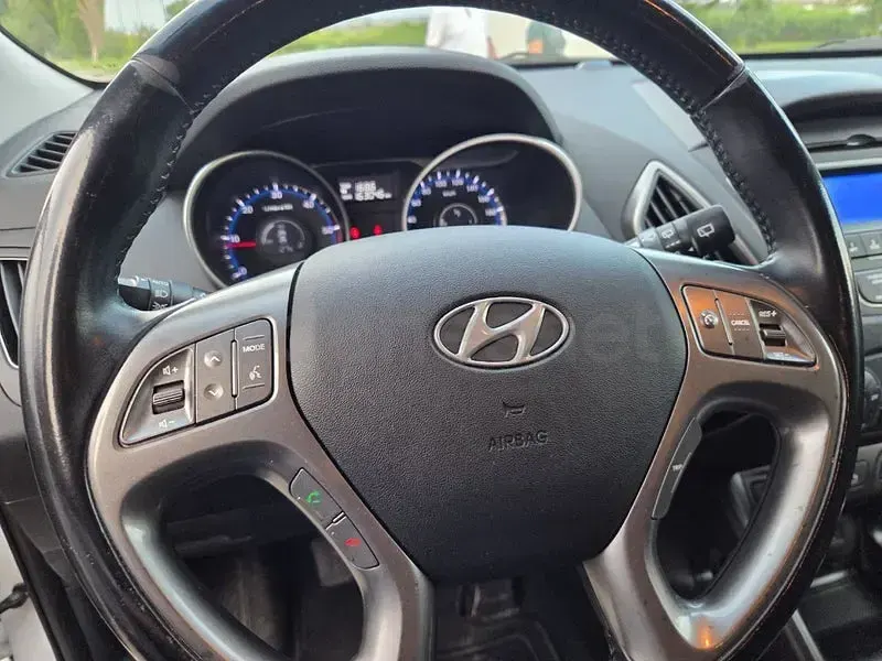 Usado Hyundai ix35 115 CV (84 kW) 2015 Blanco SUV