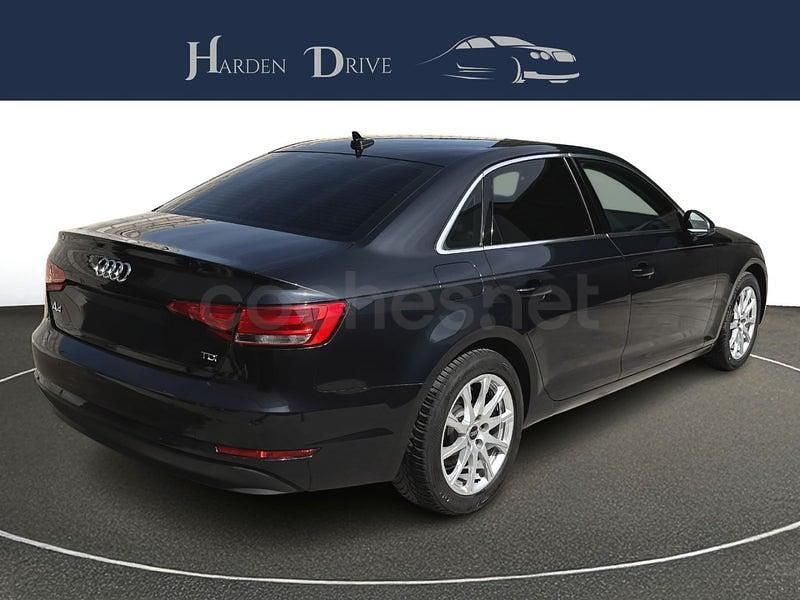 Usado Audi A4 150 CV (110 kW) 2017 Azul Berlina