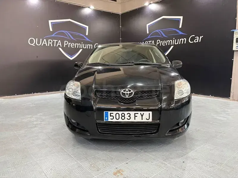 Usado Toyota Auris 90 CV (66 kW) 2007 Negro Utilitario
