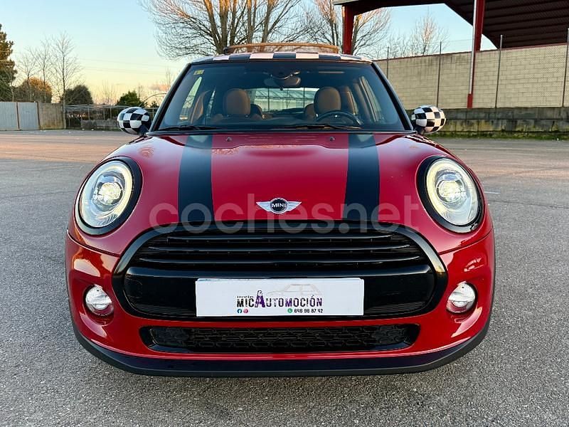 Usado Mini Cooper 136 CV (100 kW) 2016 Rojo Utilitario
