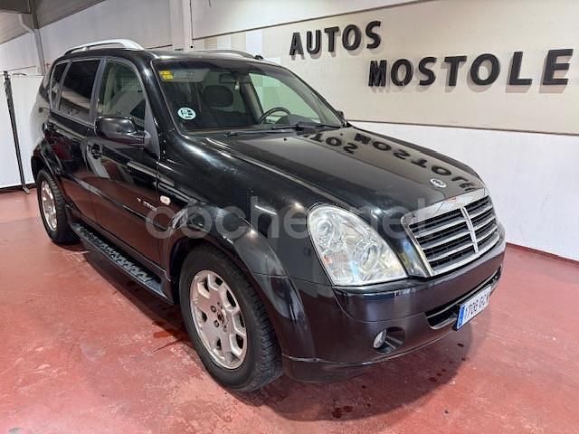 Usado Ssangyong (KGM) Rexton II 165 CV (121 kW) 2008 Negro SUV