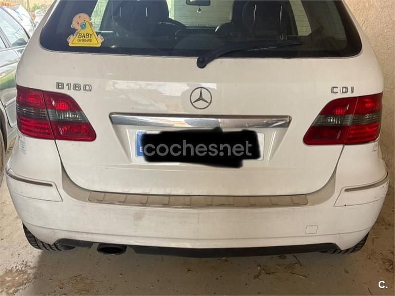 Usado Mercedes B180 109 CV (80 kW) 2007 Blanco Monovolumen