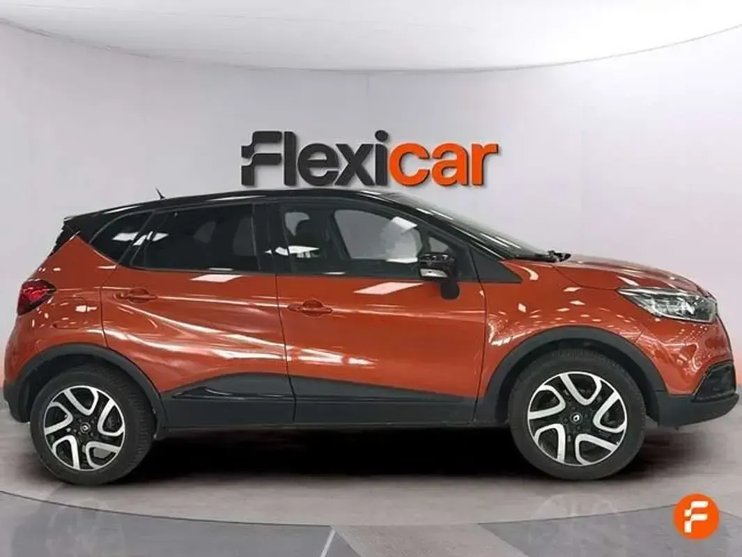 Usado Renault Captur Intens 90 CV (66 kW) 2016 Naranja SUV