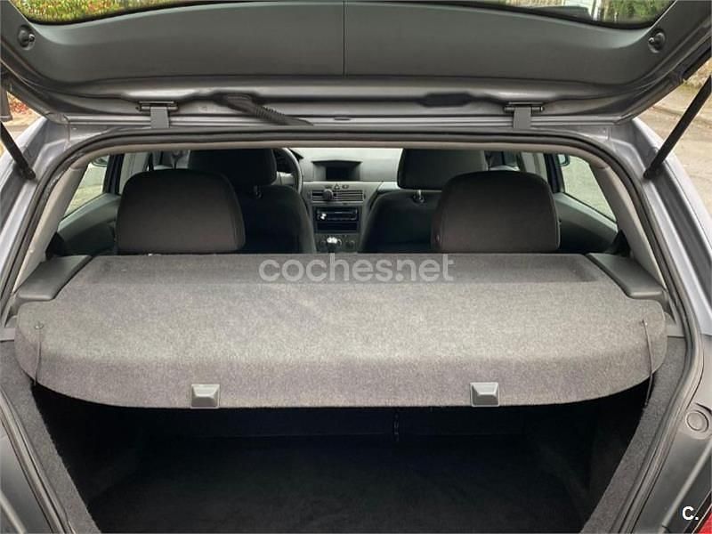 Usado Opel Astra Enjoy 105 CV (77 kW) 2004 Gris / plata Berlina