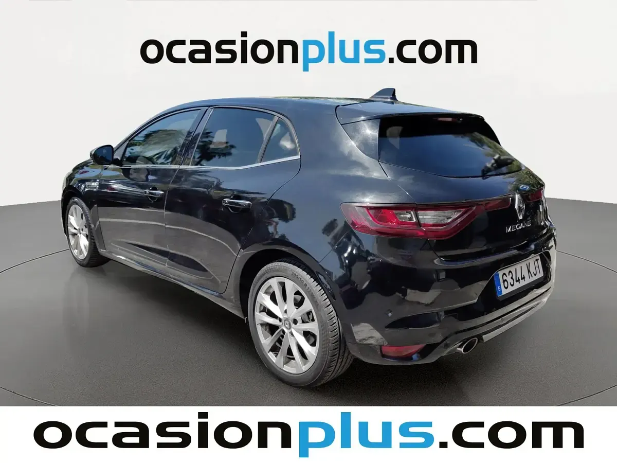 Usado Renault Mégane IV Zen 132 CV (97 kW) 2018 Negro Utilitario