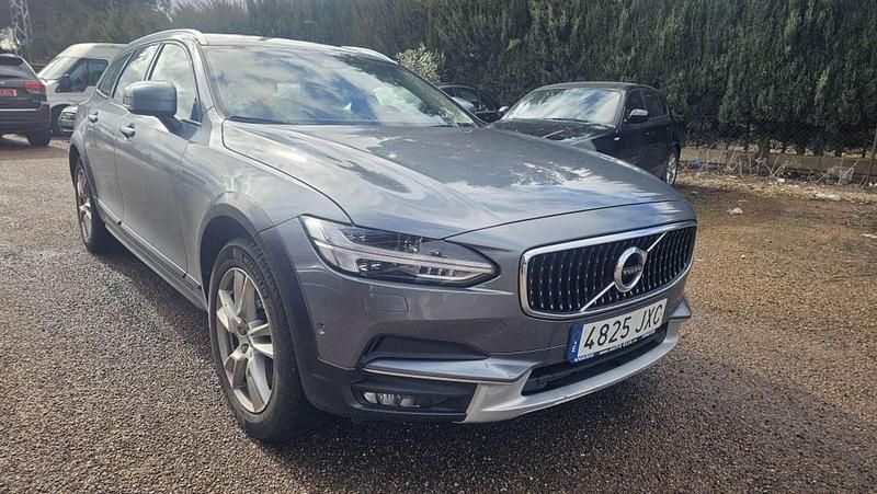 Usado Volvo V90 CC Pro 190 CV (139 kW) 2017 Gris Familiar