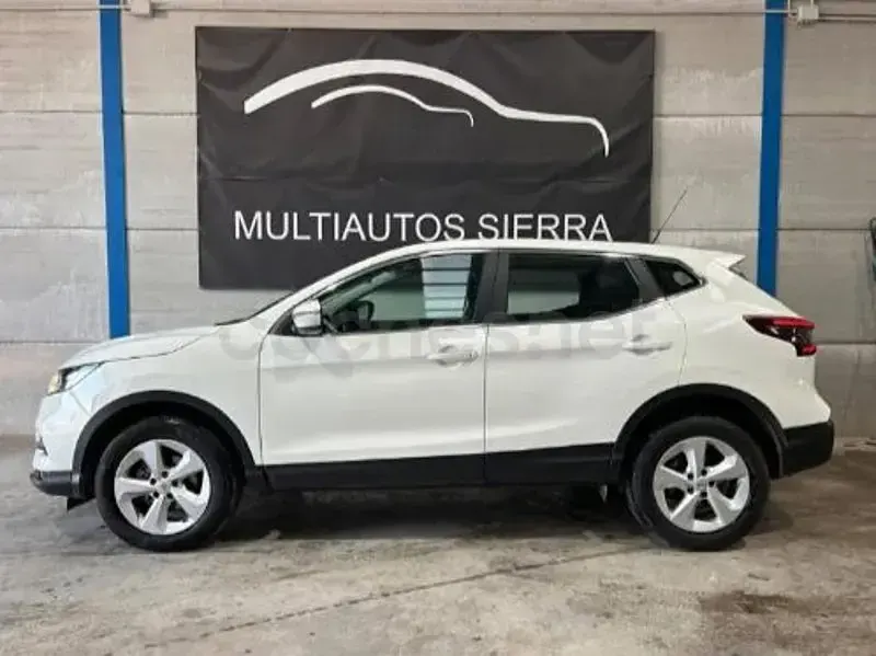 Usado Nissan Qashqai Acenta 115 CV (84 kW) 2021 Blanco SUV