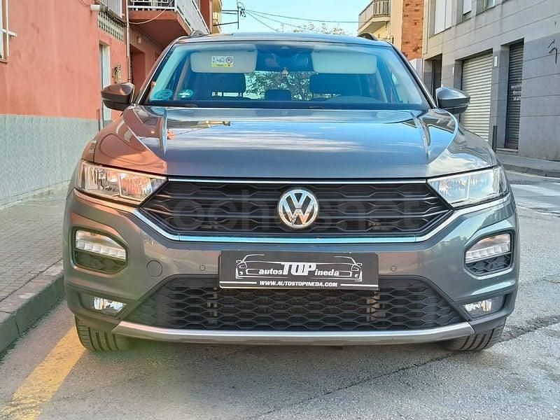 Usado VW T-Roc Advance 115 CV (84 kW) 2020 Gris / plata SUV