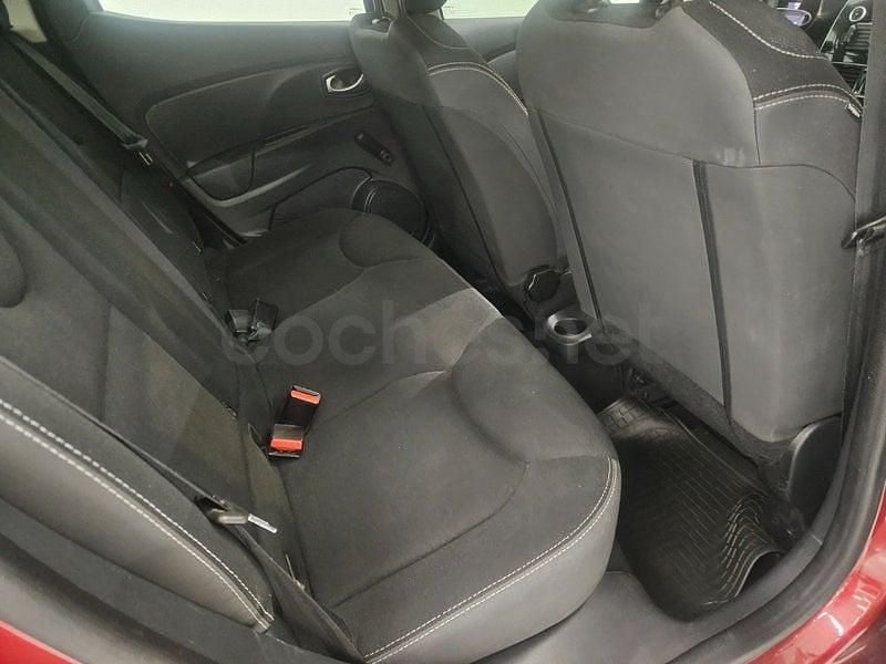 Usado Renault Clio IV Business 75 CV (55 kW) 2018 Granate Berlina