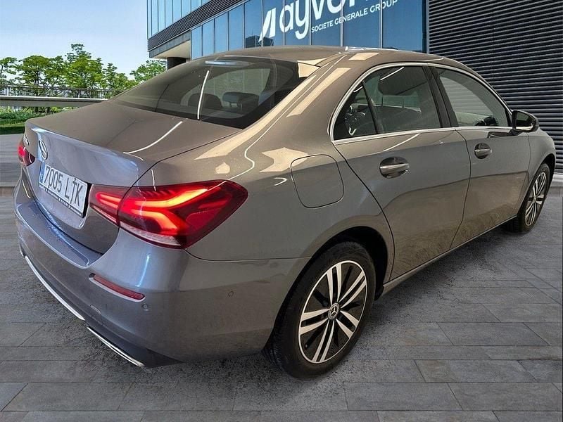 Usado Mercedes A160 218 CV (160 kW) 2021 Gris Berlina