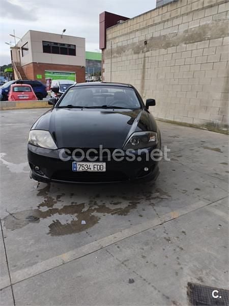 Usado Hyundai Coupé 105 CV (77 kW) 2006 Negro Coupe