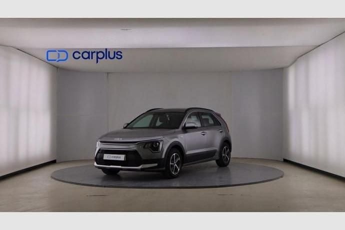 Gris Usado 2023 Kia Niro SUV | 20.990 € (Buen precio) - Imagen 1/4
