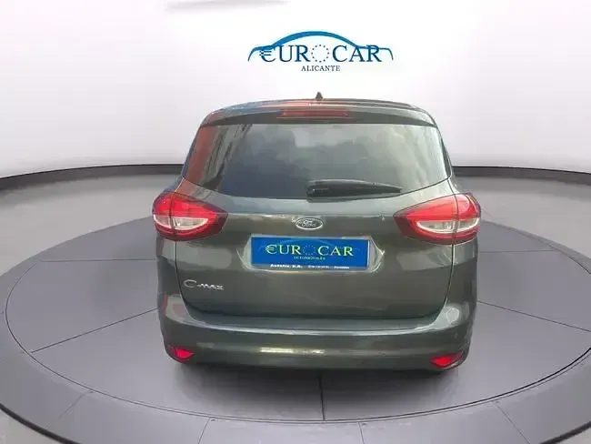 Usado Ford C-MAX Trend 120 CV (88 kW) 2016 Gris Monovolumen