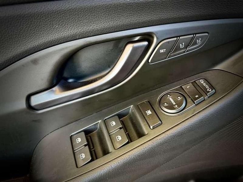 Usado Hyundai i30 N Performance 275 CV (202 kW) 2019 Gris Berlina