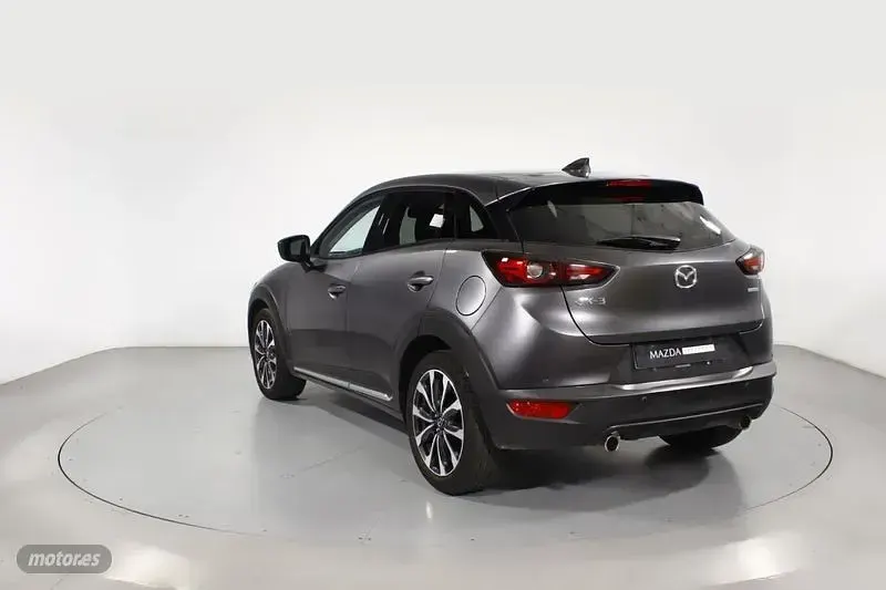 Usado Mazda CX-3 121 CV (88 kW) 2022 Gris SUV