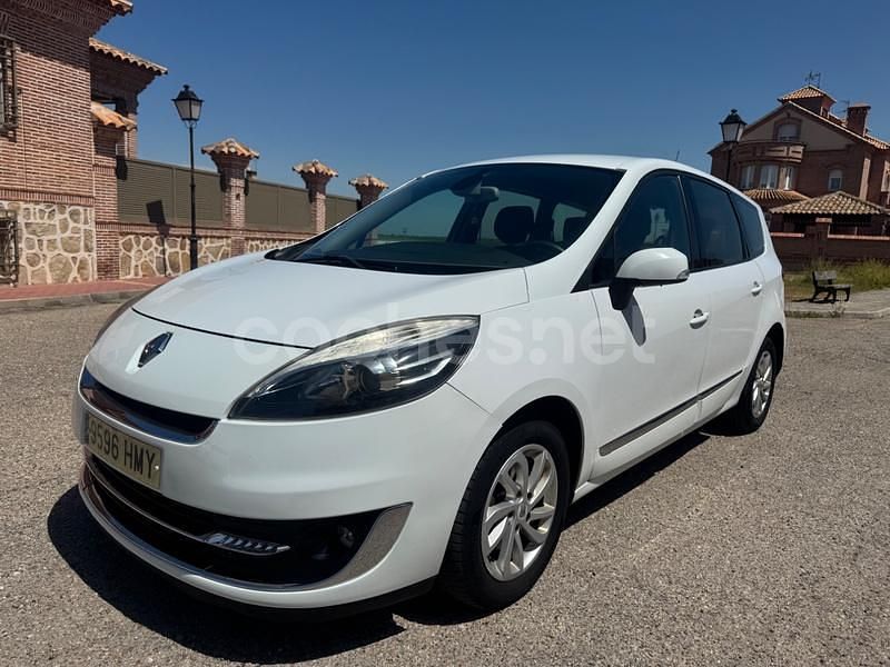 Usado Renault Grand Scénic III Dynamique 110 CV (80 kW) 2013 Blanco Monovolumen