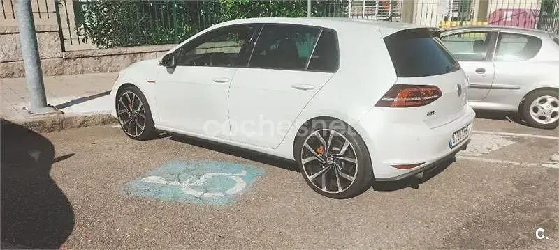 Usado VW Golf VII GTI 220 CV (161 kW) 2013 Blanco Berlina