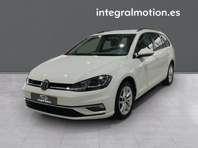 Blanco Usado 2020 VW Golf VII Advance Familiar | 15.900 € (Un poco caro) - Imagen 1/4