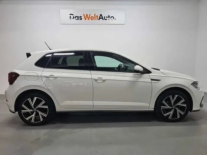Usado VW Polo R-line 95 CV (69 kW) 2022 Blanco Utilitario