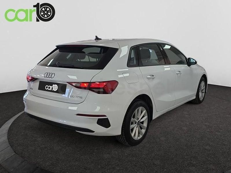 Usado Audi A3 Premium 110 CV (80 kW) 2021 Blanco Berlina