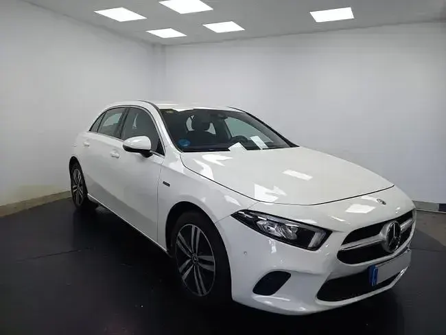 Usado Mercedes A250 218 CV (160 kW) 2020 Blanco Berlina