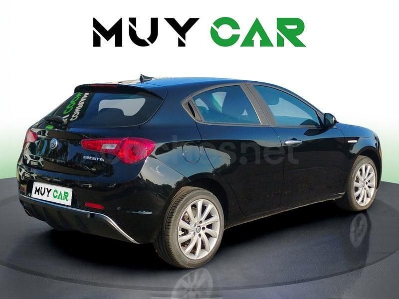 Usado Alfa Romeo Giulietta Super 120 CV (88 kW) 2020 Negro Berlina