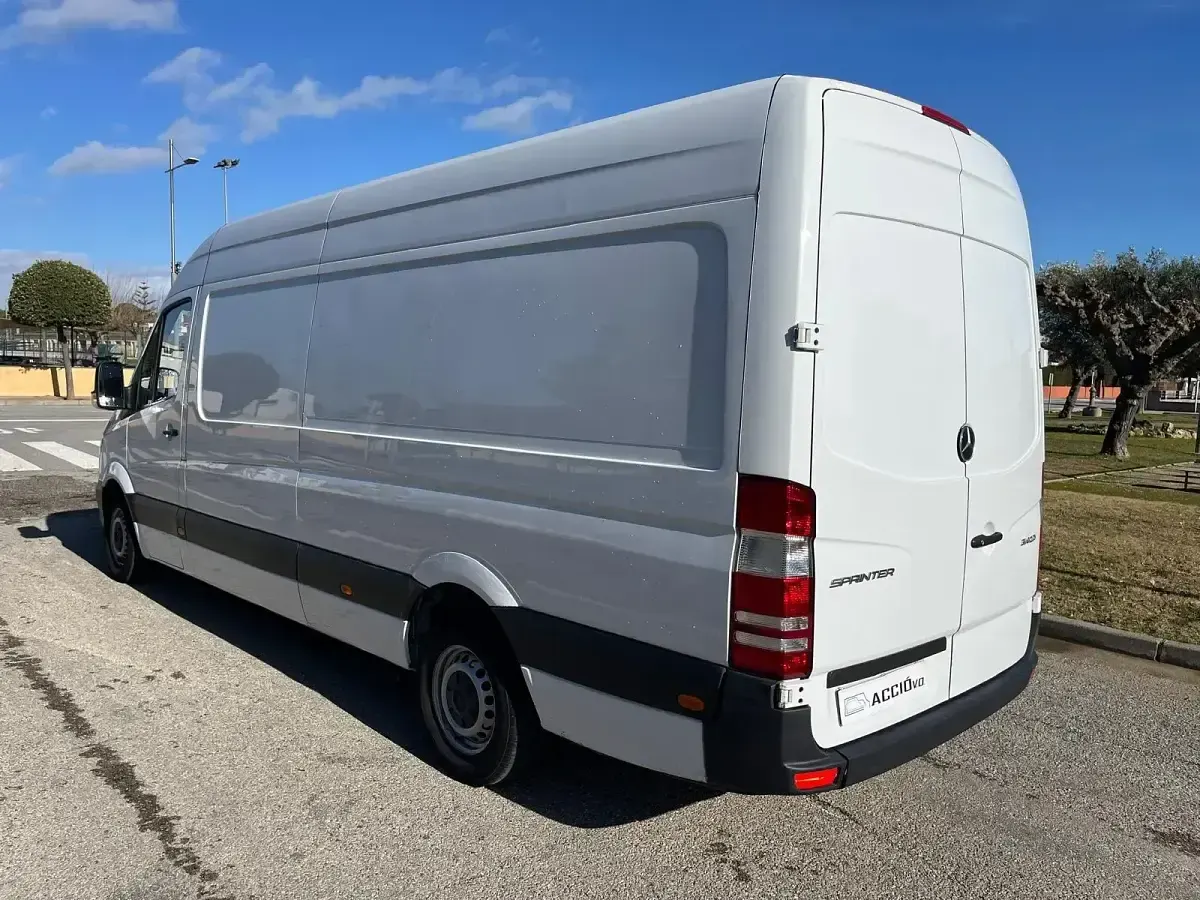 Usado Mercedes Sprinter 143 CV (105 kW) 2019 Blanco Van