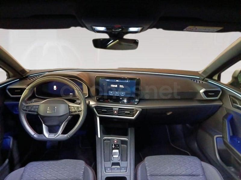 Usado Seat Leon FR 150 CV (110 kW) 2022 Beige Familiar