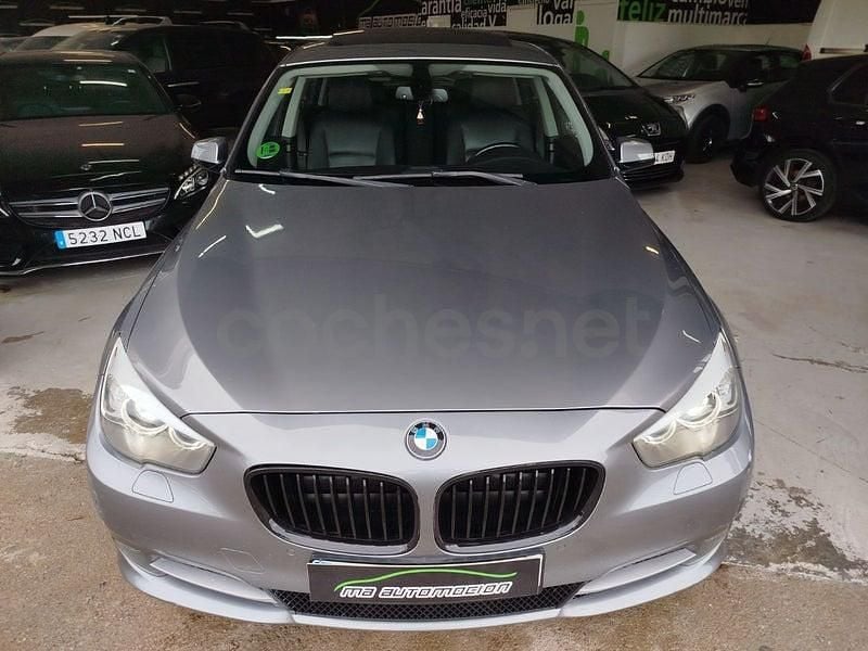 Usado BMW 530 Gran Turismo Comfort Edition 245 CV (180 kW) 2010 Gris / plata Berlina
