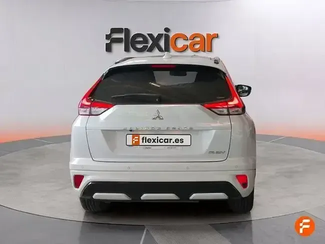 Usado Mitsubishi Eclipse Cross 188 CV (138 kW) 2021 Blanco SUV