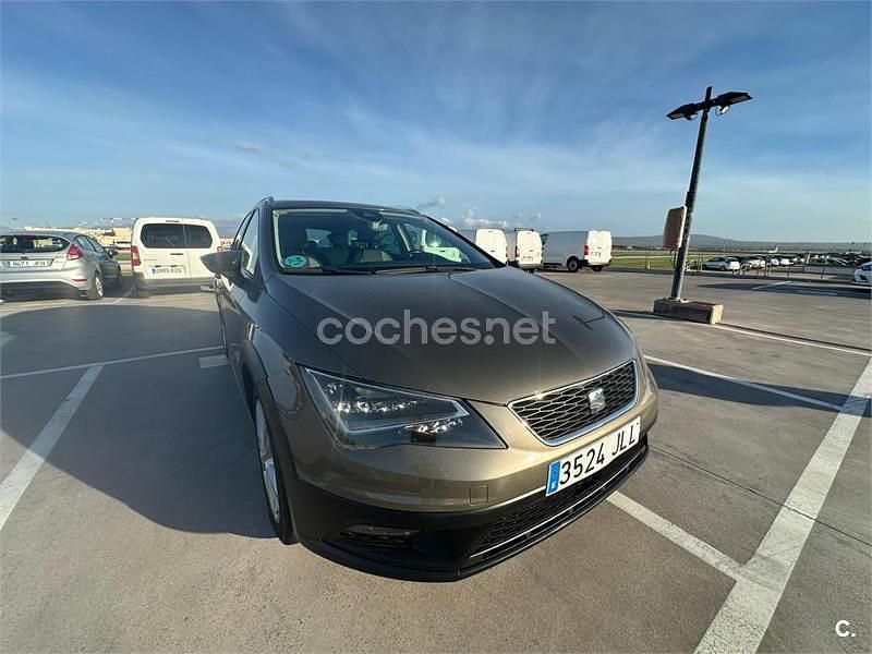 Gris / plata Usado 2016 Seat Leon ST 4Drive Familiar | 13.999 € (Buen precio) - Imagen 1/4