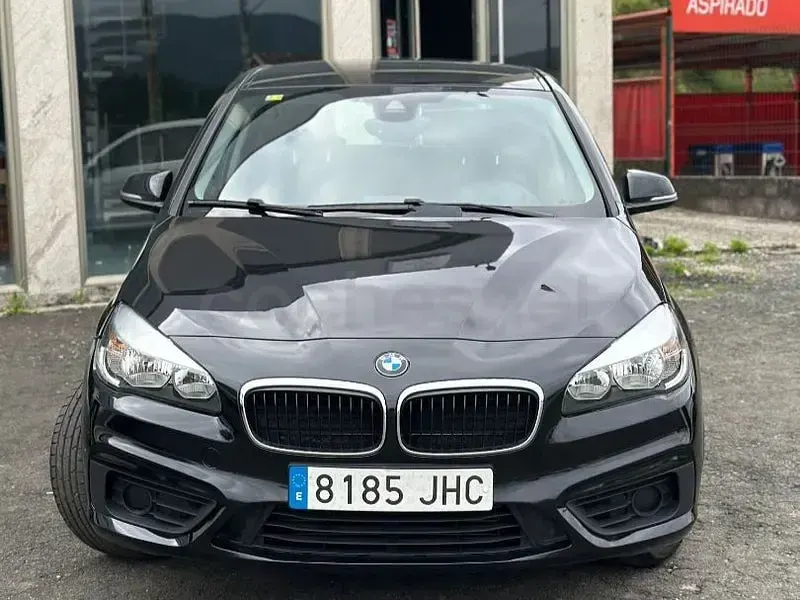 Usado BMW 216 Comfort Edition 116 CV (85 kW) 2015 Negro Familiar