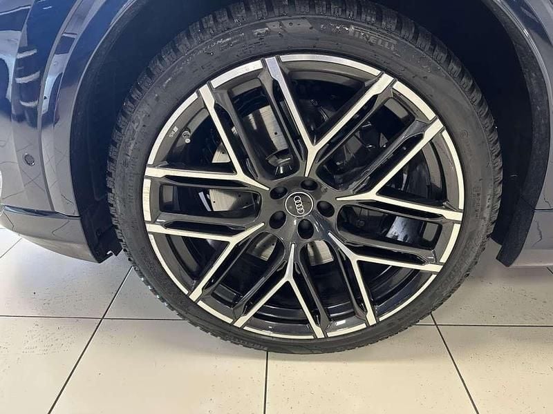 Usado Audi RS Q8 Advanced 600 CV (441 kW) 2025 Azul SUV