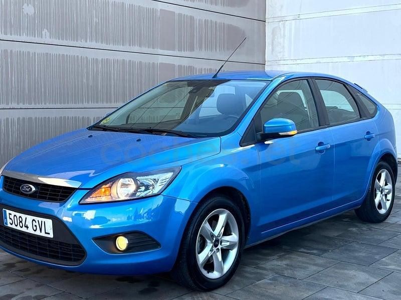 Usado Ford Focus Trend 109 CV (80 kW) 2010 Azul Berlina