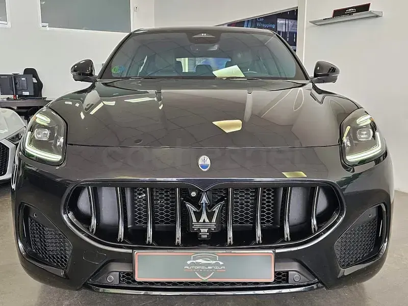 Usado Maserati Grecale GT 300 CV (220 kW) 2022 Negro SUV