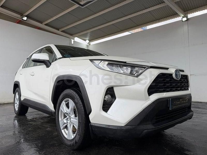 Usado Toyota RAV4 Hybrid Business Edition 218 CV (160 kW) 2021 Blanco SUV