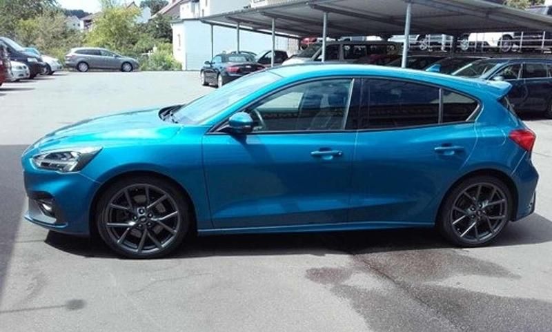 Usado Ford Focus ST 280 CV (205 kW) 2019 Azul Utilitario