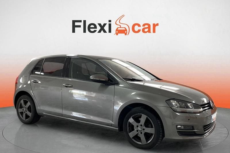 Gris Usado 2016 VW Golf Business Berlina | 12.390 € (Super precio) - Imagen 1/4