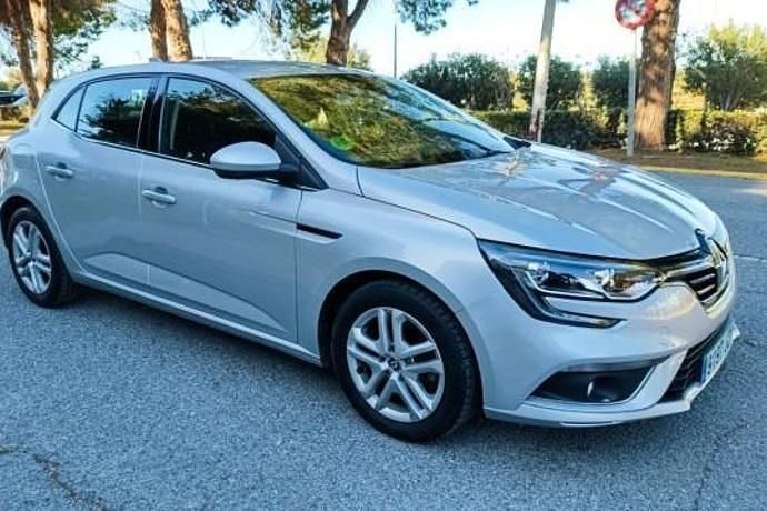 Usado Renault Mégane IV Intens 101 CV (74 kW) 2017 Berlina