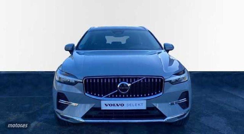Usado Volvo XC60 Core 350 CV (257 kW) 2023 Gris SUV