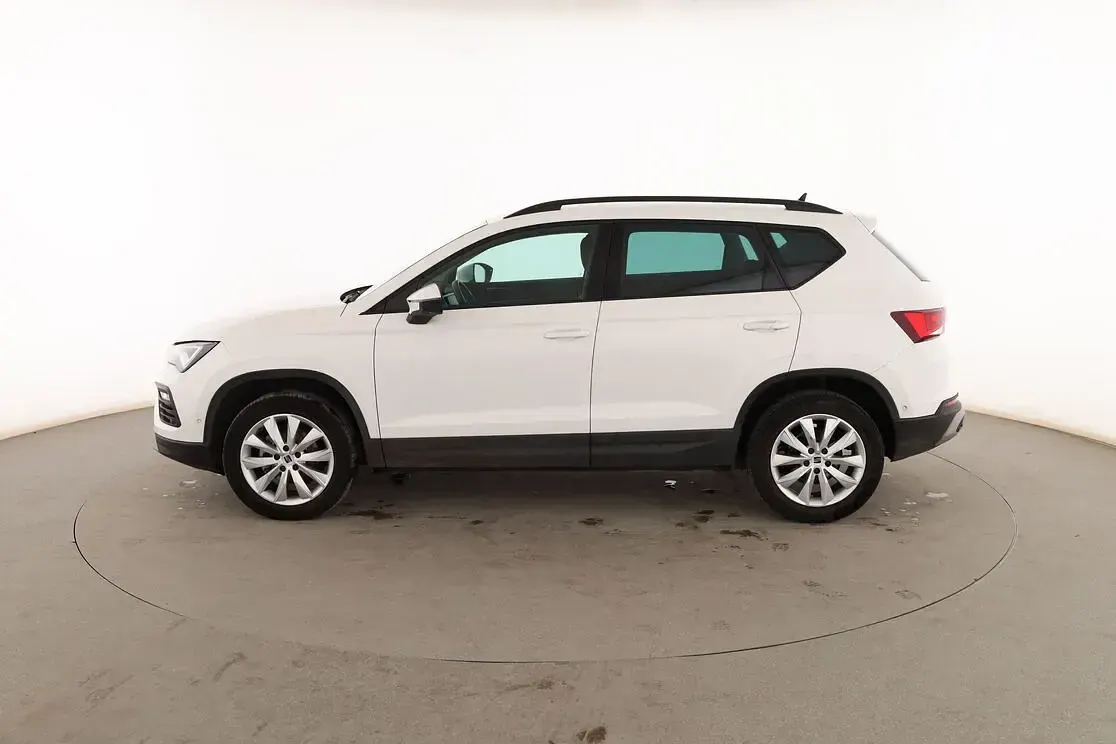 Usado Seat Ateca Style 110 CV (80 kW) 2022 Blanco SUV
