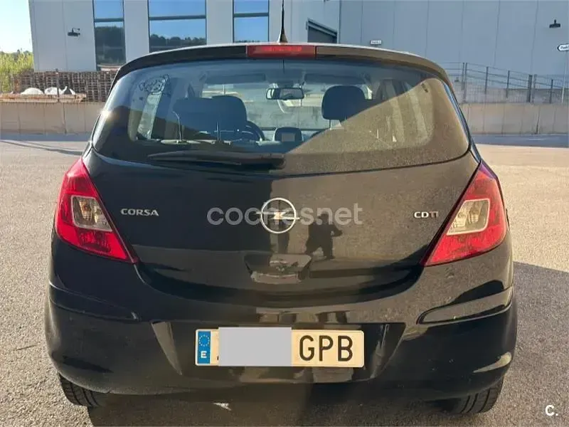 Usado Opel Corsa Enjoy 90 CV (66 kW) 2009 Negro Utilitario