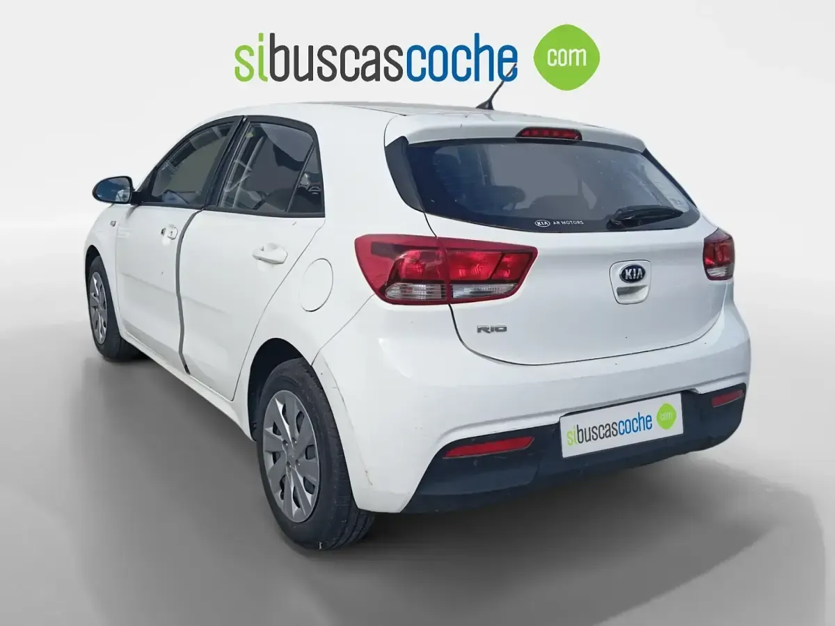 Usado Kia Rio 84 CV (61 kW) 2018 Blanco