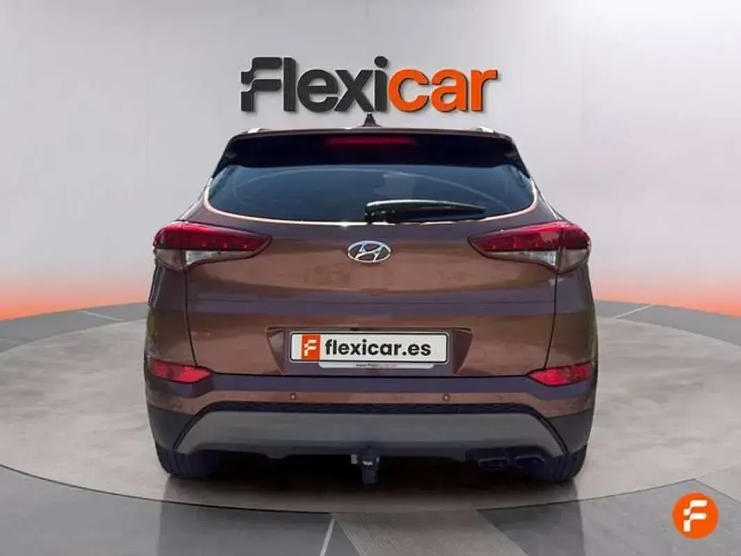 Usado Hyundai Tucson 177 CV (130 kW) 2017 Marrón SUV