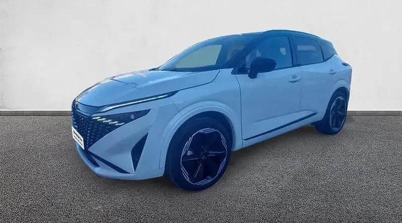 Nuevo Nissan Qashqai 140 CV (102 kW) 2025 Lunar white con techo midnight SUV