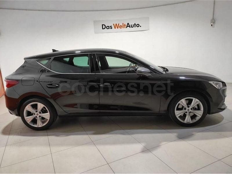 Usado Seat Leon FR 150 CV (110 kW) 2024 Negro Berlina
